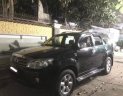 Toyota Fortuner  MT 2.5G  2012 - Cần bán Fortunrer 2.5G máy dầu, đời 2012 màu đen, số sàn, biển số thành phố