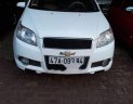 Chevrolet Aveo 2014 - Cần bán gấp Chevrolet Aveo sản xuất 2014, màu trắng giá cạnh tranh