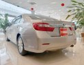 Toyota Camry   2.0E   2014 - Bán Toyota Camry 2.0E sản xuất 2014, màu vàng chính chủ