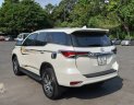 Toyota Fortuner 2.7 V AT 2018 - Bán Toyota Fortuner 2.7 model 2018, máy xăng, màu bạc, mới toanh như xe thùng, 1 tỷ 140 triệu