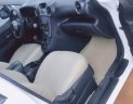 Kia Carens 2.0 2015 - Cần bán xe Kia Carens 2.0 sản xuất năm 2015, màu trắng xe gia đình 