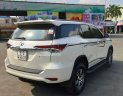 Toyota Fortuner 2.7 V AT 2018 - Bán Toyota Fortuner 2.7 model 2018, máy xăng, màu bạc, mới toanh như xe thùng, 1 tỷ 140 triệu