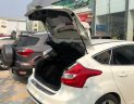 Ford Focus  2.0L 2015 - Bán Ford Focus Hachback 2.0L, mới lướt 5.000km, xe đẹp như mới