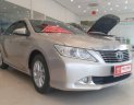 Toyota Camry   2.0E   2014 - Bán Toyota Camry 2.0E sản xuất 2014, màu vàng chính chủ