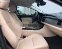 Jaguar XF Pure 2017 - Bán Jaguar XF Pure sản xuất 2017, màu đen, xe đẹp