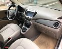 Hyundai i10 1.2 MT 2014 - Cần bán Hyundai i10 1.2 MT sản xuất năm 2014, màu bạc, còn nguyên bản