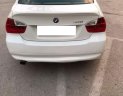 BMW 3 Series 320i 2007 - Cần bán xe BMW 320i 2007 màu trắng, nội thất kem