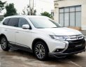 Mitsubishi Outlander 2.0 2019 - Bán Outlander 2019 có xe giao ngay, khuyến mãi lớn nhất trong năm