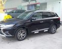 Mitsubishi Outlander 2.0 Premium 2019 - Bán Mitsubishi Outlander 2.0 Premium đời 2019, màu đen