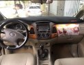 Toyota Innova 2.0J 2011 - Cần bán lại xe Toyota Innova 2.0J đời 2011, màu vàng chính chủ