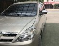 Toyota Innova 2007 - Bán Toyota Innova đời 2007, màu vàng xe gia đình