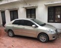 Toyota Vios   E MT 2013 - Bán ô tô Toyota Vios E MT sản xuất năm 2013 xe gia đình giá cạnh tranh