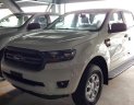 Ford Ranger 2.2 XLS 4X2 MT 2019 - Bán Ranger màu trắng giao ngay tháng 5, tặng full phụ kiện theo xe