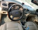 Ford Focus 2010 - Cần vốn làm ăn cần bán gấp đi Ford Focus 2010, xe gia đình