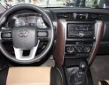 Toyota Fortuner 2017 - Bán Toyota Fortuner máy dầu đời 2017, màu trắng, xe nhập