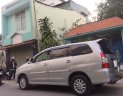 Toyota Innova 2.0E 2012 - Bán xe Innova đời 2012, ĐK 2013, số sàn màu bạc, BSTP