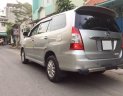 Toyota Innova 2012 - Gia đình cần bán xe Innova đời 2012, ĐK 2013, số sàn màu bạc