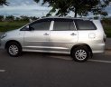 Toyota Innova E 2012 - Bán xe Toyota Innova E đời 2012, màu bạc số sàn, giá 425tr