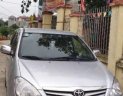 Toyota Innova 2011 - Bán Toyota Innova đời 2011, màu bạc xe gia đình, giá tốt