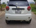 Chevrolet Spark  MT 2010 - Cần bán chiếc xe Spark đời 2010 màu trắng, lốp mới cả dàn