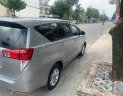 Toyota Innova MT 2016 - Bán Innova 2016 xám bạc, số sàn, mẫu mới 2017, gia đình, chính chủ