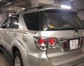 Toyota Fortuner AT 2013 - Bán Toyota Fortuner AT năm 2013, màu bạc, giá tốt