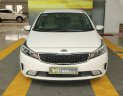 Kia Cerato 1.6MT 2017 - Bán Kia Cerato 1.6MT sản xuất 2017, màu trắng