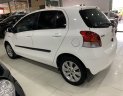 Toyota Yaris 2010 - Cần bán Toyota Yaris đời 2010, màu trắng, nhập khẩu