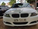 BMW 3 Series 325i 2011 - Bán BMW 325i 2011, màu trắng, nhập khẩu, 585 triệu