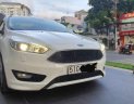 Ford Focus 2017 - Cần bán lại xe Ford Focus năm sản xuất 2017, màu trắng