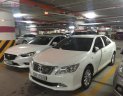 Toyota Camry 2013 - Bán xe Toyota Camry năm 2013, màu trắng