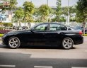 BMW 3 Series 320i 2018 - Bán xe BMW 320i năm sản xuất 2018, màu đen, xe nhập