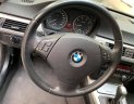 BMW 3 Series 320i 2008 - Gia đình cần bán xe Bmw 320i 2008, số tự động, màu vàng cát