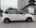 Kia Carens    2.0 AT 2011 - Gia đình bán Kia Carens 2.0 số tự động máy xăng, Đk 2010 màu trắng