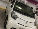 Toyota IQ 2010 - Bán ô tô Toyota IQ đời 2010, màu trắng, nhập khẩu