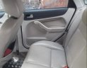 Ford Focus   2005 - Cần bán xe Ford Focus năm 2005, màu nâu, xe đã đi được 95000 km