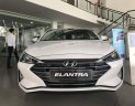 Hyundai Elantra 2019 - Hyundai Elantra 1.6 AT, màu trắng, giao ngay, khuyến mãi lên đến 50 triệu, gọi ngay để nhận ưu đãi: 093 215 4986