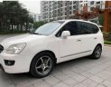 Kia Carens   2.0 AT  2010 - Cần bán Kia Carens 2.0 AT đời 2010, màu trắng chính chủ 