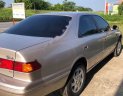 Toyota Camry   3.0 V6 2001 - Cần bán gấp Toyota Camry 3.0 V6 đời 2001, màu vàng, nhập khẩu 