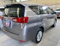 Toyota Innova V 2017 - Toyota Innova 2.0V - hỗ trợ (thủ tục + chi phí) sang tên