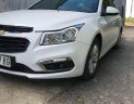 Chevrolet Cruze    LT   2016 - Bán ô tô Chevrolet Cruze LT đời 2016, màu trắng số sàn