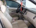 Toyota Innova E 2.0MT 2015 - Bán ô tô Toyota Innova E 2.0MT đời 2015, màu bạc, 556 triệu