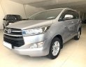 Toyota Innova E 2.0MT 2018 - Bán Toyota Innova E 2.0MT đời 2018, màu bạc, xe đẹp.