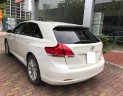 Toyota Venza 2.7 2009 - Bán nhanh chiếc Toyota Venza 2.7 màu trắng, xe sản xuất 2009