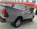 Toyota Hilux 2019 - Bán Toyota Hilux 2.4 số sàn đời 2019, màu bạc, nhập khẩu nguyên chiếc