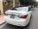 Hyundai Sonata 2010 - Cần bán xe Hyundai Sonata sản xuất 2010, màu trắng, nhập khẩu Hàn Quốc, giá tốt