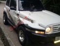 Ssangyong Korando 2004 - Cần bán lại xe Ssangyong Korando sản xuất năm 2004, màu trắng số sàn, 165tr