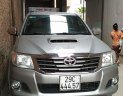 Toyota Hilux MT 2014 - Cần bán lại xe Toyota Hilux MT năm 2014, màu bạc 