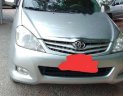 Toyota Innova 2009 - Cần bán Toyota Innova đời 2009, màu bạc, 338tr