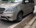 Toyota Innova 2013 - Bán Toyota Innova 2.0E năm 2013, màu vàng, chính chủ 